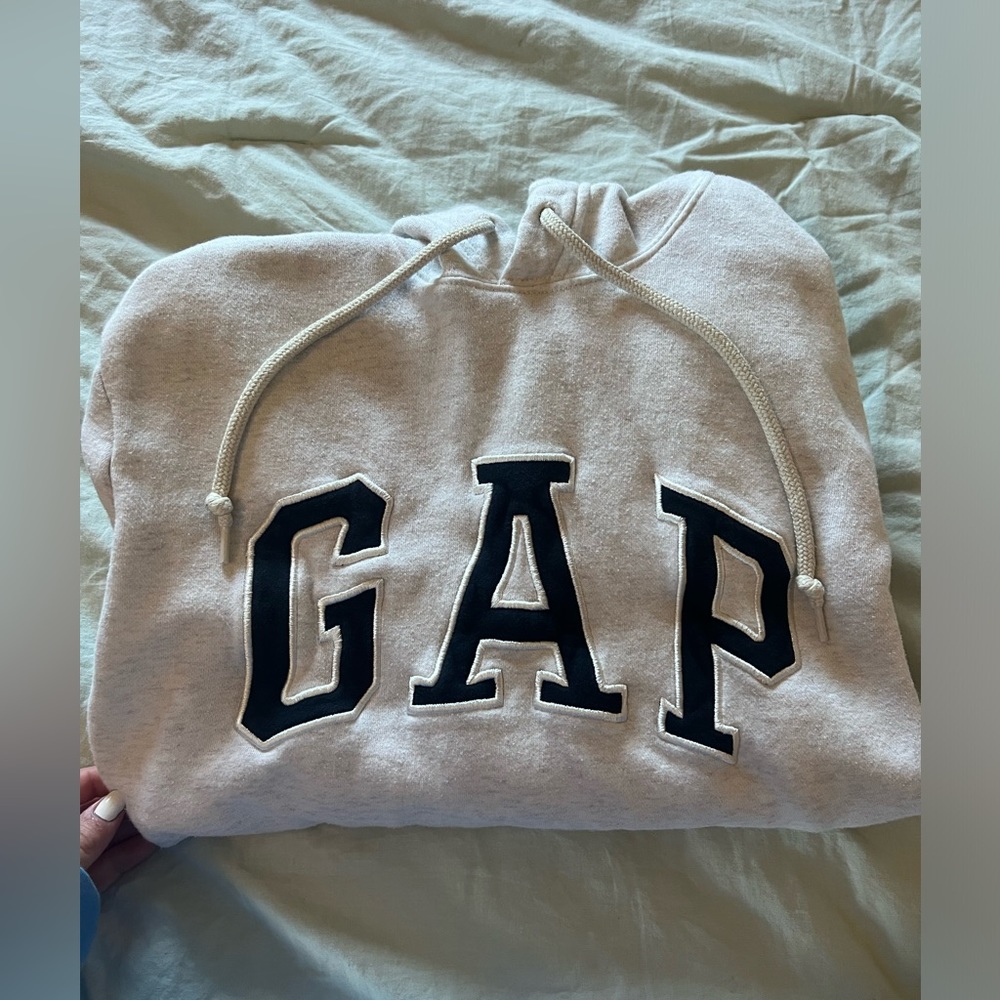 GAP hoodie